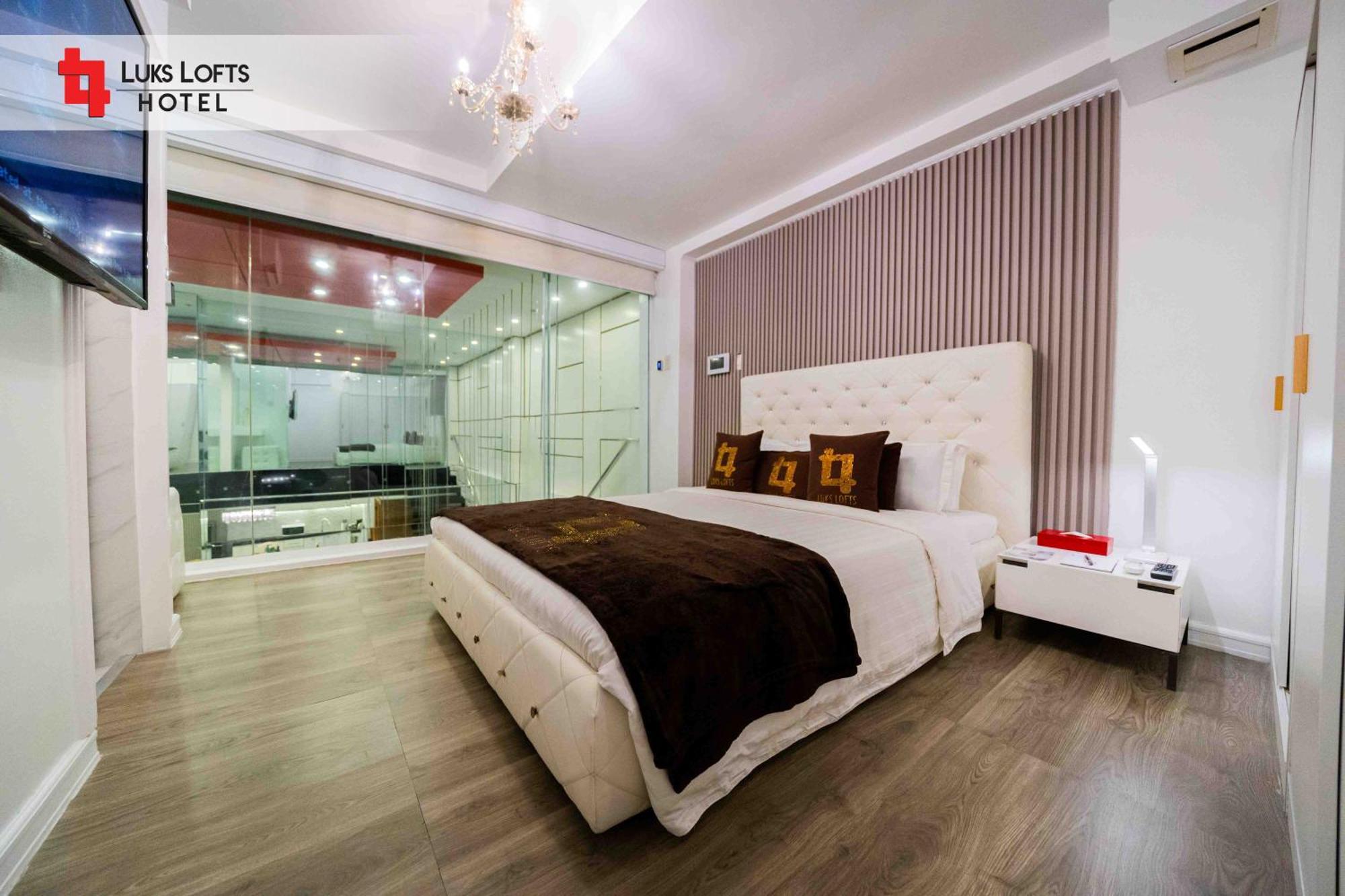 ลุคส์ ลอฟต์ โฮเต็ล แอนด์ เรสซิเดนซ์ Hotel Batangas ภายนอก รูปภาพ