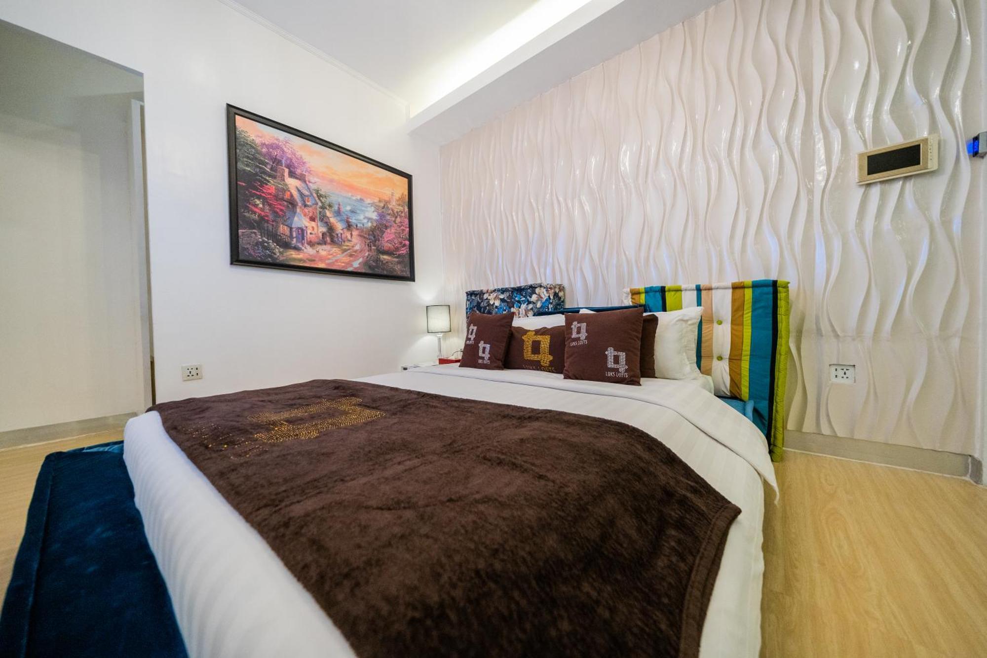 ลุคส์ ลอฟต์ โฮเต็ล แอนด์ เรสซิเดนซ์ Hotel Batangas ภายนอก รูปภาพ